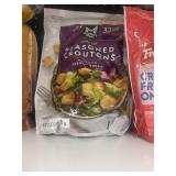 Seasoned croutons 32 oz