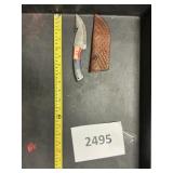 Handcrafted Damascus Steel knife