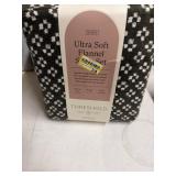 Threshold ultra soft flannel sheet set Queen
