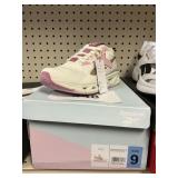 Reebok womens Soleus run size 9