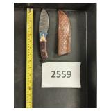 Handcrafted Damascus Steel knife