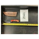 Handcrafted Damascus Steel knife