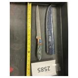 Handcrafted Damascus Steel knife