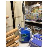 Toilet plunger