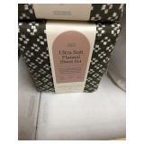 Threshold ultra soft flannel sheet set Full