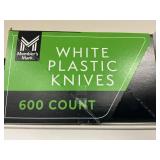 White plastic knives 600 ct