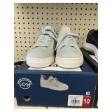 White Mt womens lace up sneaker size 10