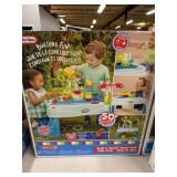 Little Tikes build & splash water table