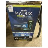 Sharks matrix mop & vacuum robot -USED