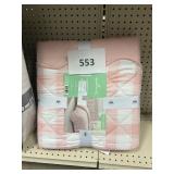 Hallmark F/Q 3pc Comforter set