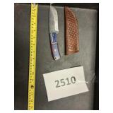 Handcrafted Damascus Steel knife