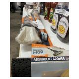 Casabella 2 ct floor  tools