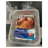 Reynolds 8 Medium roasting pans & lids