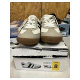DV womens sneaker size 8