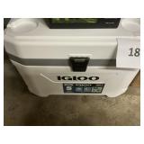 Igloo cooler 54 qt