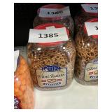 UTZ mini twist pretzels 60 oz