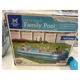 Inflatable family pool 10 ft long
