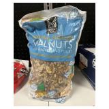 Shelled walnuts 48 oz