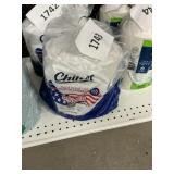 Chinet dinner plates 165 ct
