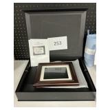 Aura Ativa digital photo frame