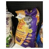 Meow mix 22lbs