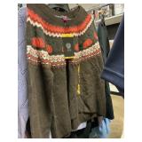 Vince Camuto fall sweater M