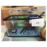 Fish tank & contents 20inW
