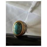 Mens ring w/ jade like stone