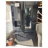 Kenmore double door refrigerator does work