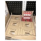 Creme Hello kitty lip oil Kawaii kiss 24 ct