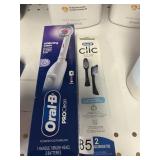 Oral-B toothbrush 2 ct