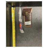 Damascus steel Knife