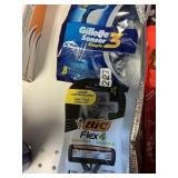 Gillette 8 razors- Bic 3 razors