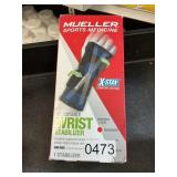 Mueller wrist stabilizer