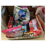 Misc candy lot 12 ct