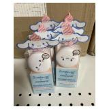 Creme cinnamonroll macaron lip balm 6 ct