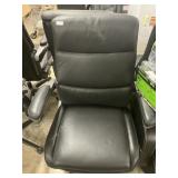 Black office chair