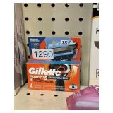 Gillette Fusion 5    4 cartridges