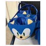 Sonic bucket