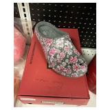 Hunter womens clog 11