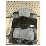 Charlotte Daniel hat-scraf  set 2 ct