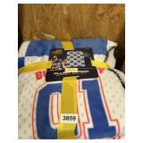Plush throw 50inx70in Space Jam