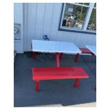 Picnic table