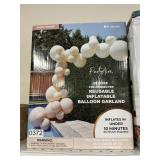Party Aire 28pc reusable balloon garland