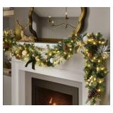 Pre-lit 9ft Decorated garland evergreen