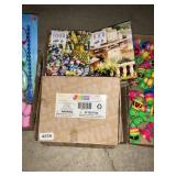 Puzzles- & toy lot