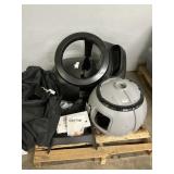 Litter robot -used- damaged