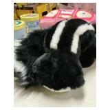 FAO Schwartz 10in skunk plush