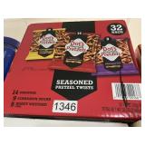 Dots pretzels seasoned 32 bags