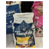 Blue Buffalo tastefuls cat food 7lbs